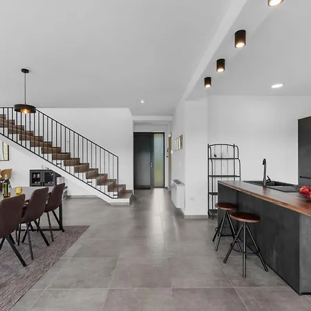 Tola By Interhome * Visnjan
